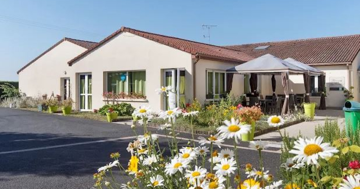 Monts-sur-Guesnes (86)