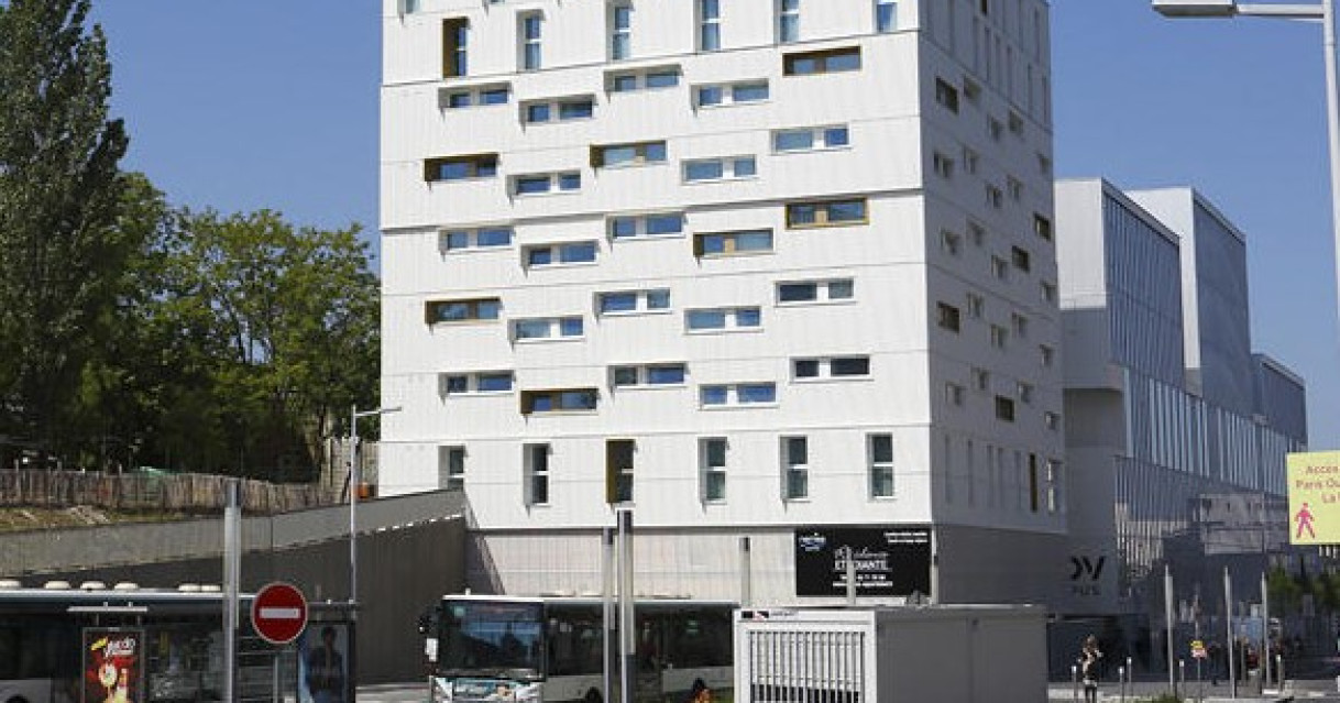 Nanterre (92)