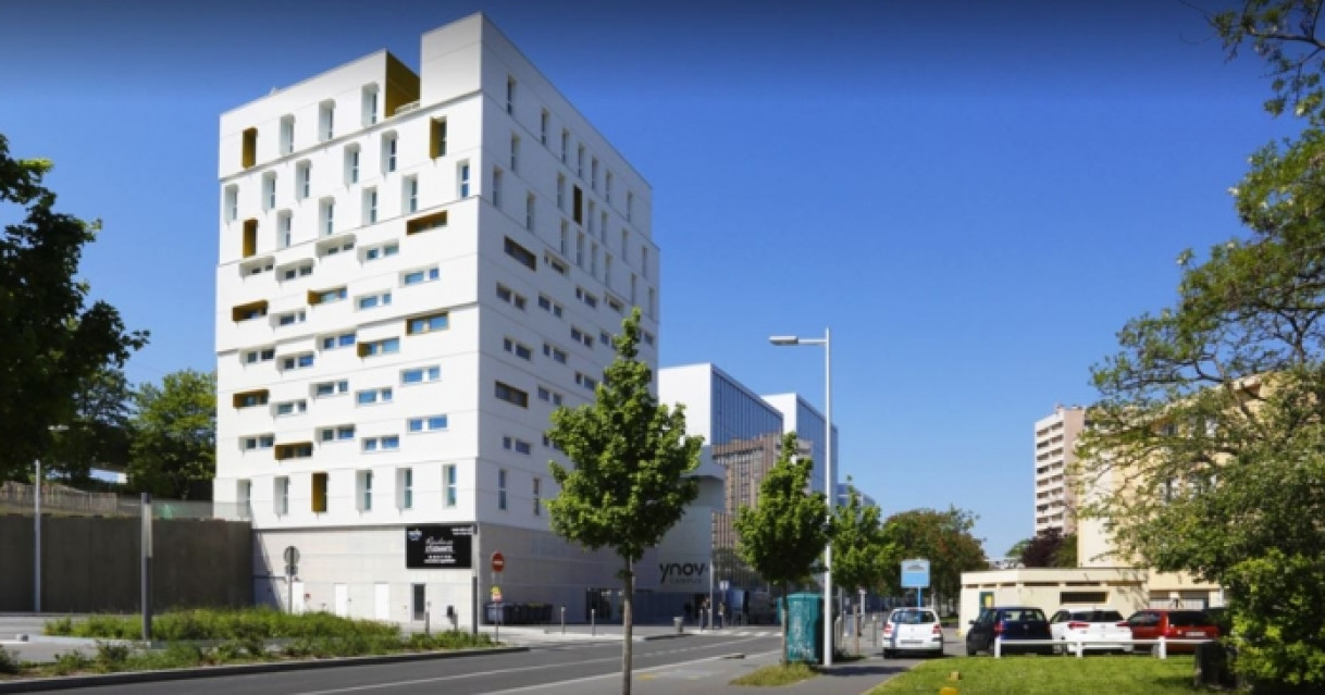 Nanterre (92)
