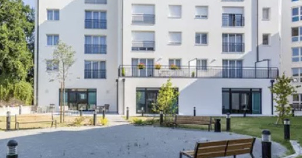 Nantes (44)