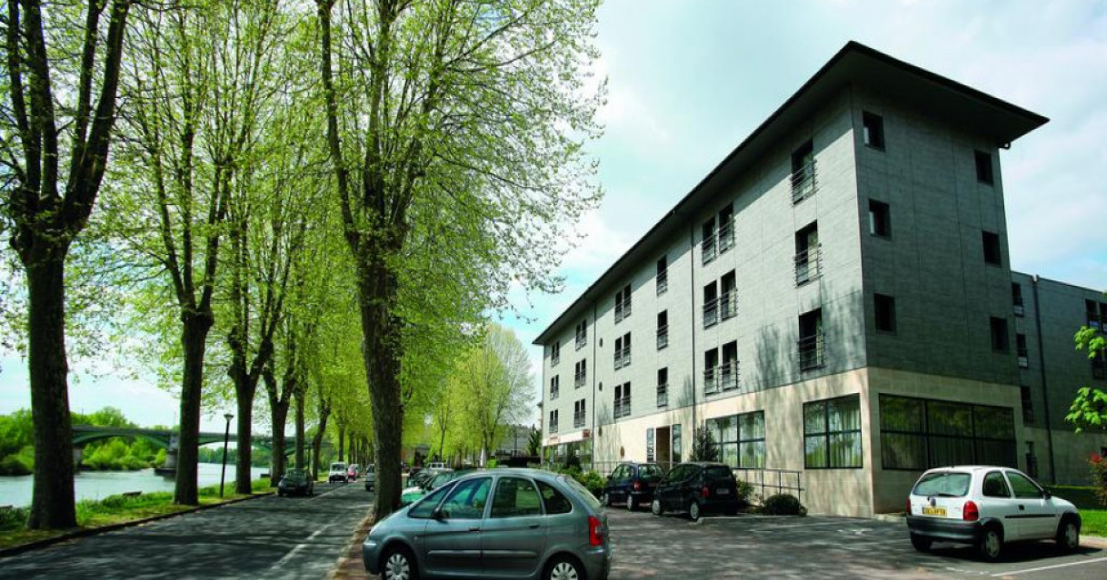Nevers (58)