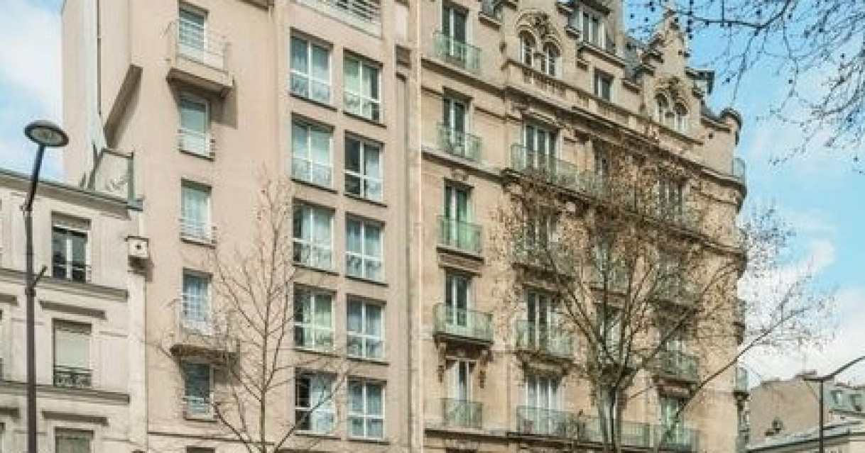 Paris (75)