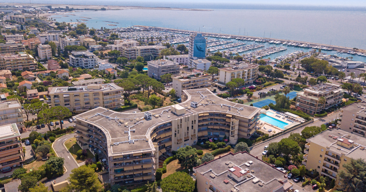 Saint-Laurent-du-Var (06)