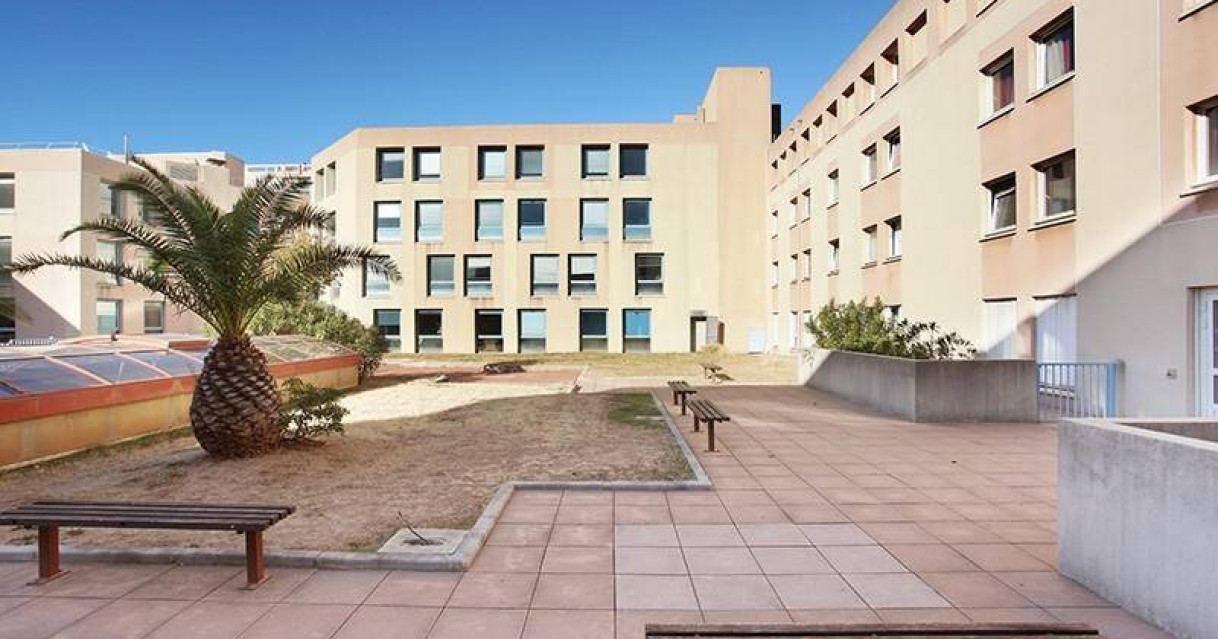 Toulon (83)