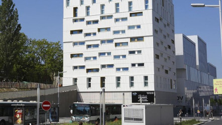 Nanterre (92)