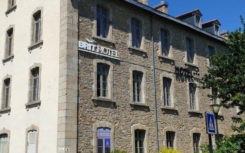 Dinan (22) (22)